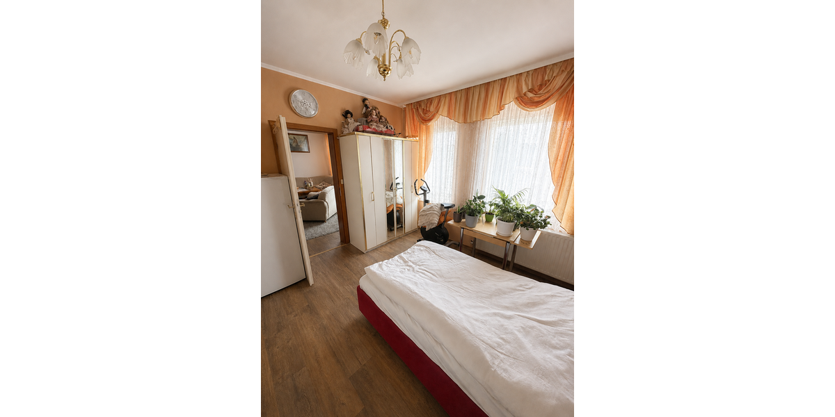 Etagenwohnung Krefeld Cracau - 2 Zimmer, 42 m&sup2;, 410&euro; | Angebot:26485862