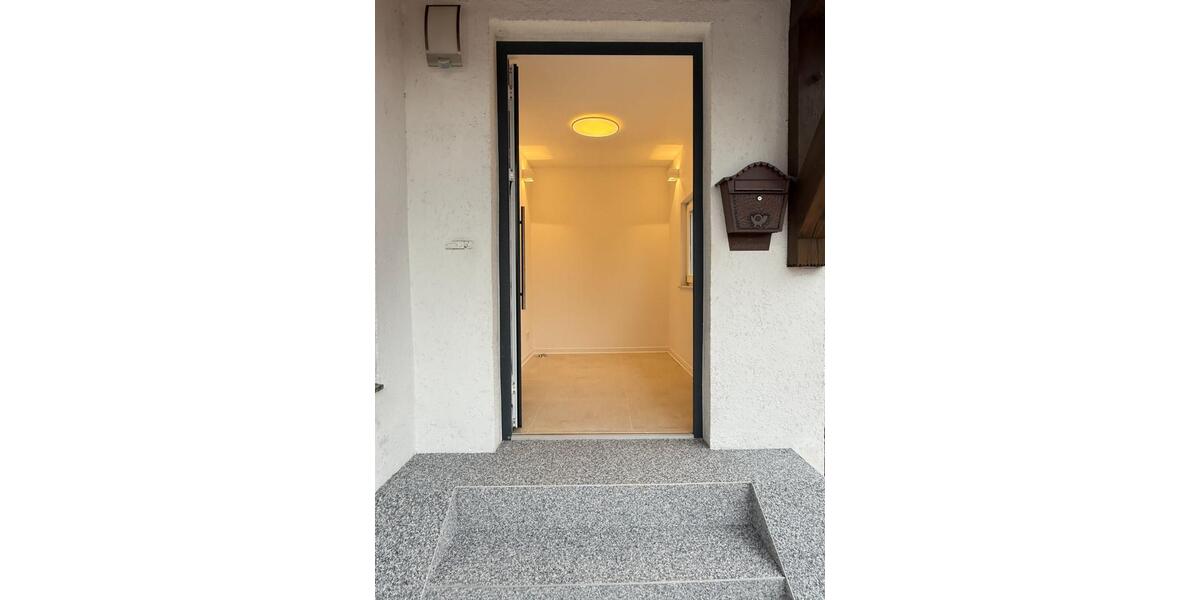 Doppelhaushälfte Essen Stadtbezirk IV - 4 Zimmer, 70 m&sup2;, 1.750&euro; | Angebot:24842318