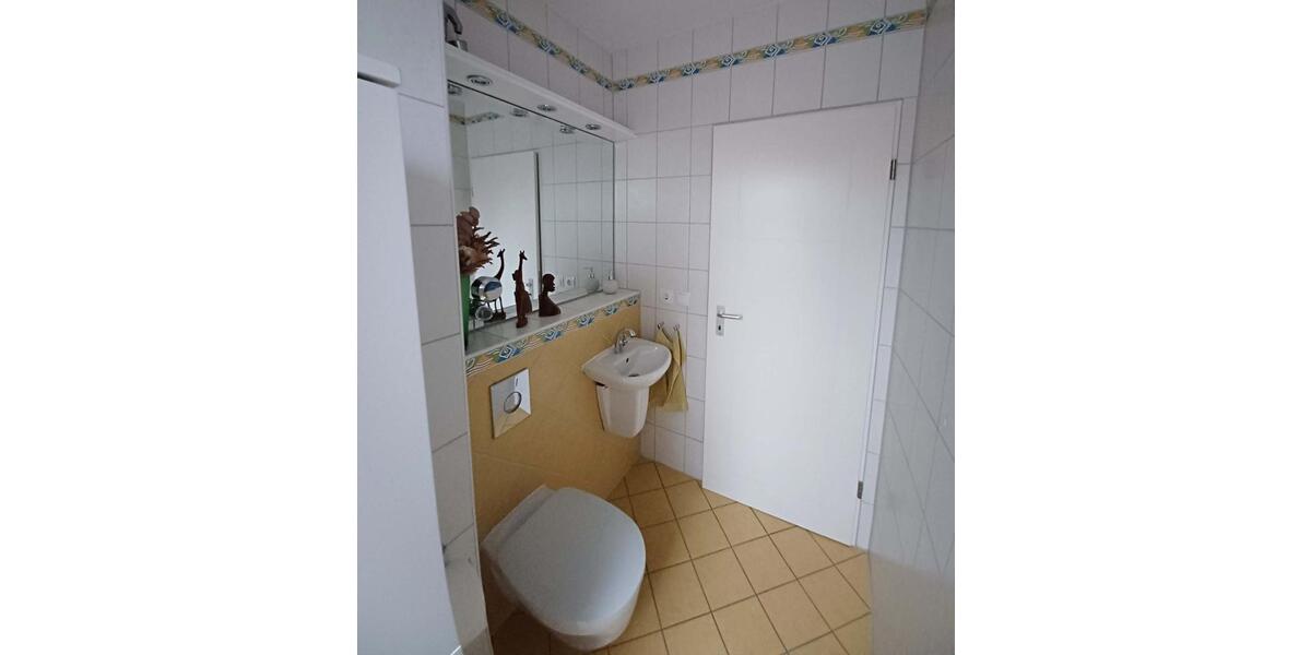 Dachgeschoßwohnung Essen Stadtbezirk V - 4.5 Zimmer, 92 m&sup2;, 210.000&euro; | Angebot:25238631