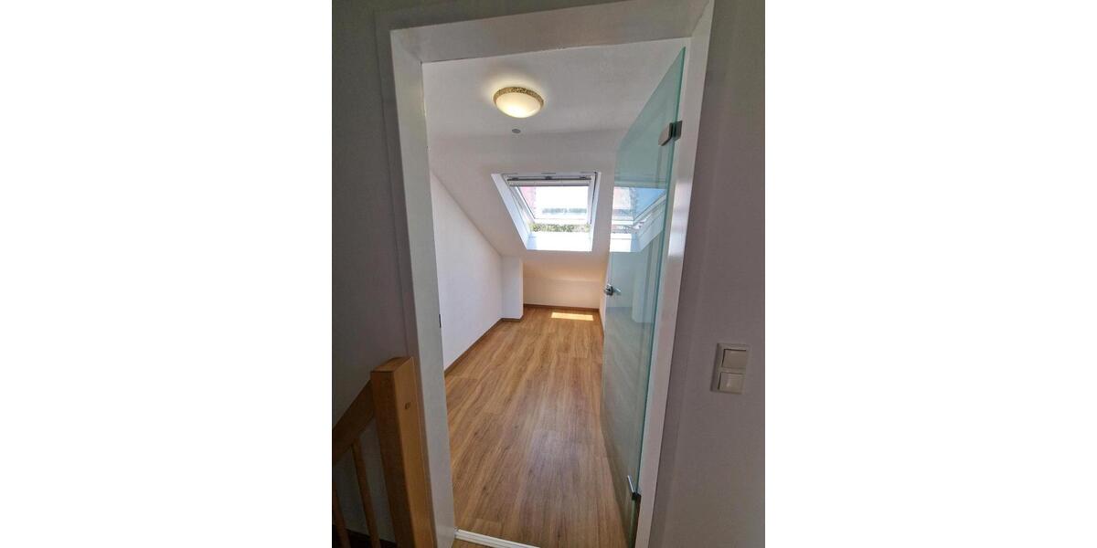 Maisonettenwohnung Düsseldorf Stadtbezirk 10 - 4 Zimmer, 112 m&sup2;, 440.000&euro; | Angebot:24447598