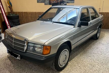 Mercedes-Benz 190 62.000 km 9.999 &euro; Wuppertal 42115