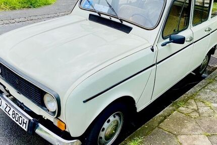 Renault R 4 76.000 km 7.900 &euro; Düsseldorf 40468