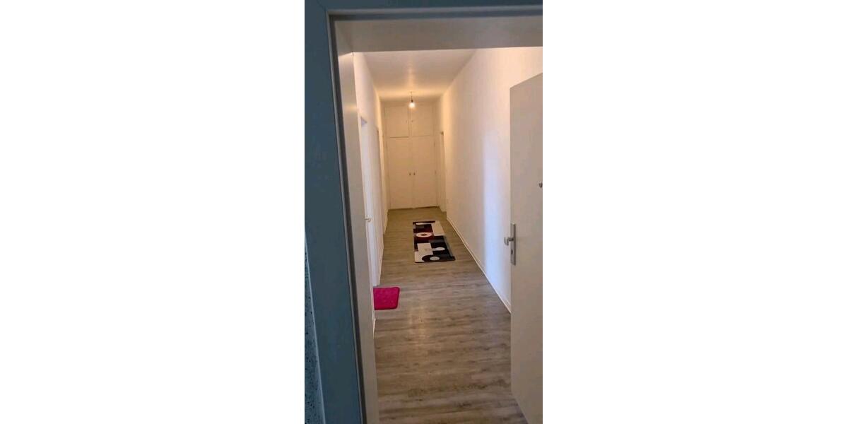 Dachgeschoßwohnung Essen Südviertel - 4 Zimmer, 102 m&sup2;, 1.140&euro; | Angebot:27564948