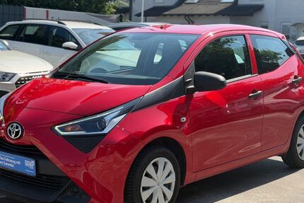 Toyota Aygo (X) 34.000 km 9.850 &euro; Remscheid 42899