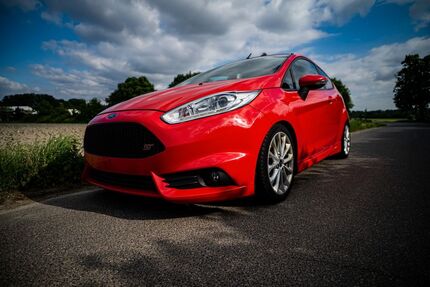 Ford Fiesta 93.000 km 9.500 &euro; Kaarst 41564