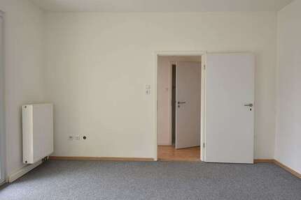 Wohnung Krefeld - 1 Zimmer, 36 m&sup2;, 450&euro; | Angebot:24512474
