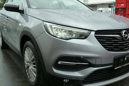 Opel Grandland X Innovation 1.5 D Automatik Navi LED 171.000 km 10.900 &euro; Ratingen 40885
