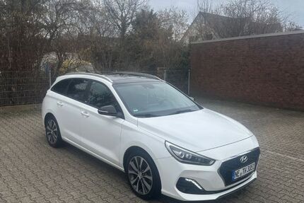 Hyundai i30 95.000 km 15.900 &euro; Grevenbroich 41515