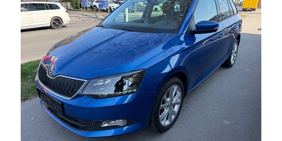 Skoda Fabia 97.000 km 12.650 &euro; mettmann 40822