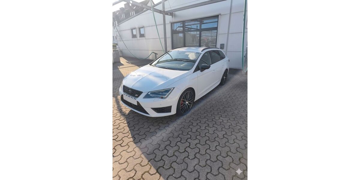 Seat Leon 117.000 km 18.300 &euro; Hattingen 45527