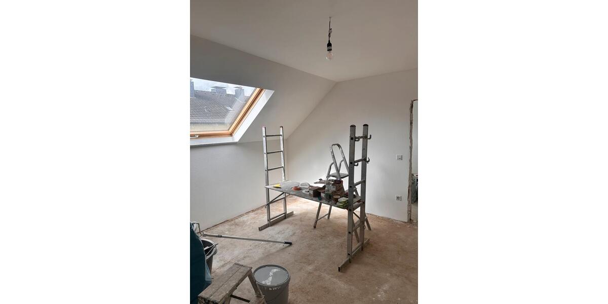 Dachgeschoßwohnung Solingen Wald - 4 Zimmer, 85 m&sup2;, 1.000&euro; | Angebot:27553159