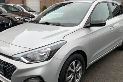 Hyundai i20 56.000 km 13.650 &euro; Moers 47443