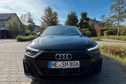 Audi A1 65.620 km 19.490 &euro; W 47877