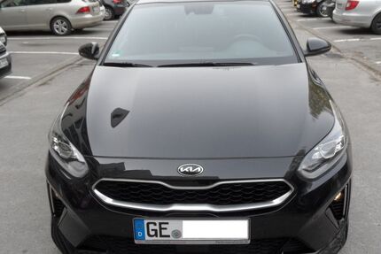Kia ceed / Ceed 33.659 km 21.900 &euro; Gelsenkirchen 45883