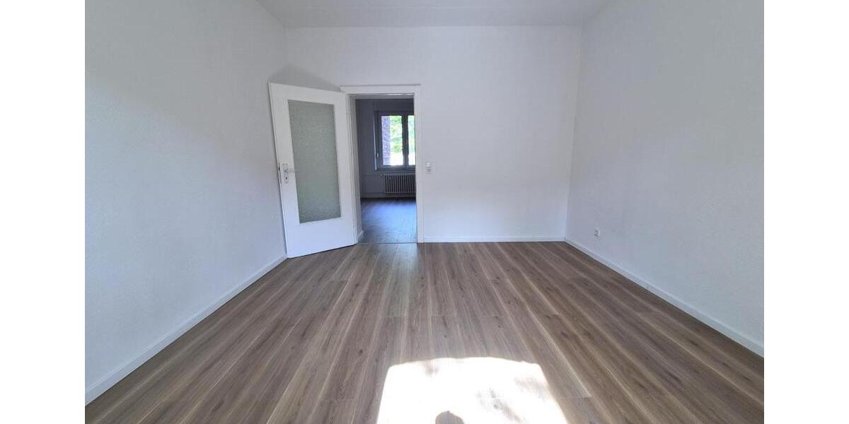 Erdgeschoßwohnung Duisburg Hamborn - 3 Zimmer, 77 m&sup2;, 543&euro; | Angebot:26385410