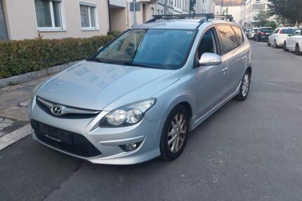 Hyundai i30 261.547 km 1.200 &euro; wuppertal 42327