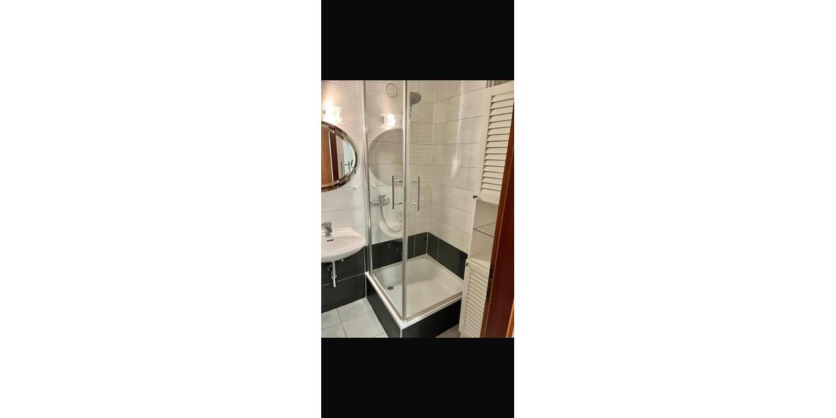 Etagenwohnung Essen Stadtbezirk VII - 4 Zimmer, 100 m&sup2;, 1.300&euro; | Angebot:27557495