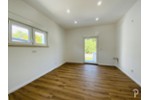 Einfamilienhaus mit 5 Zimmern und 2 Bädern, großem Garten ideal für Familien. Komplett saniert! - Einfamilienhaus Düsseldorf / Rath Rath | Angebot:27190569