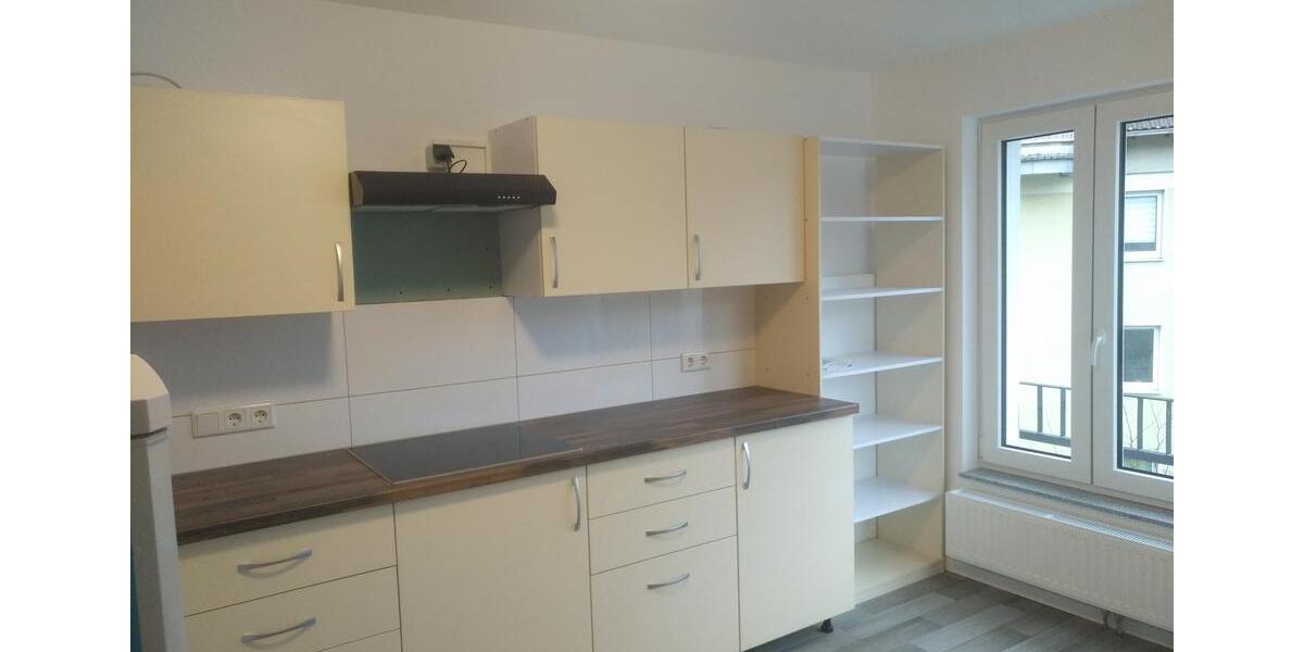 Etagenwohnung Essen Stadtbezirk VI - 1 Zimmer, 71 m&sup2;, 400&euro; | Angebot:27550530