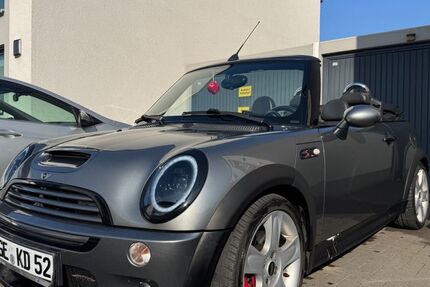 Mini John Cooper Works Cabrio 174.000 km 8.850 &euro; Gelsenkirchen 45888