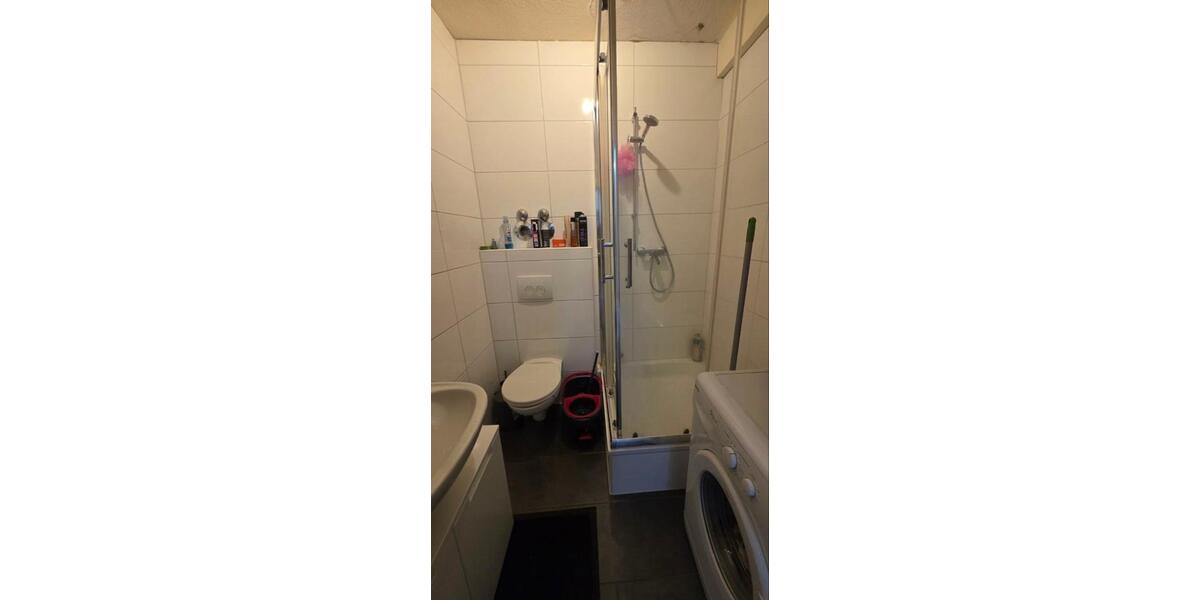 Dachgeschoßwohnung Gelsenkirchen Ückendorf - 2.5 Zimmer, 70 m&sup2;, 550&euro; | Angebot:25942472