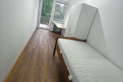 Möbliertes WG-Zimmer in ruhiger Villa mit Garten in Köln-Müngersdorf - Haus Köln Müngersdorf | Angebot:27473471