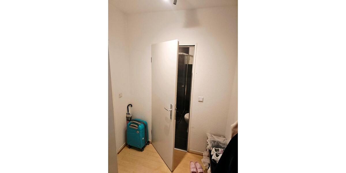 Etagenwohnung Düsseldorf Pempelfort - 1 Zimmer, 37 m&sup2;, 240.000&euro; | Angebot:27191952