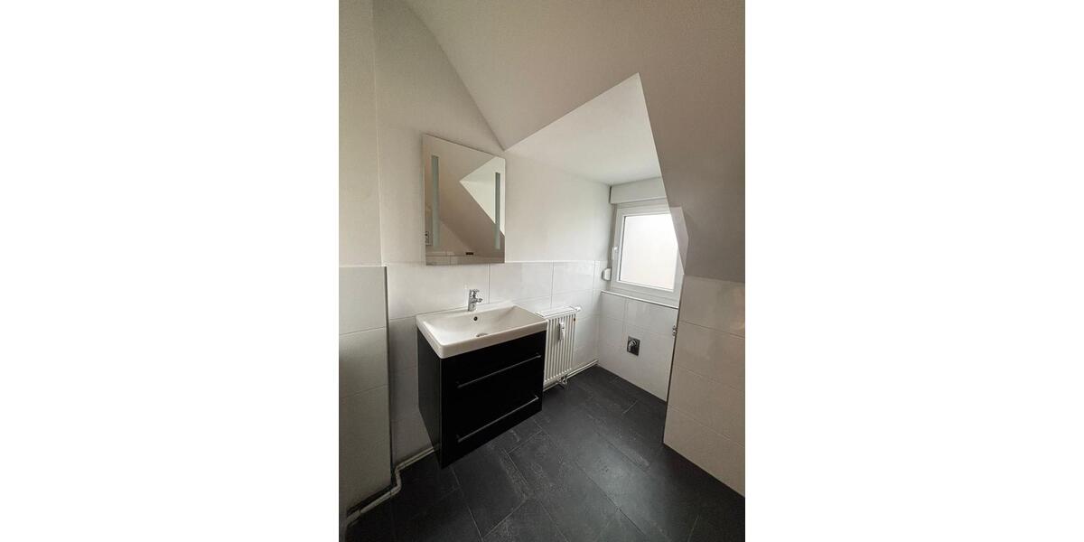 Etagenwohnung Duisburg Großenbaum - 3 Zimmer, 70 m&sup2;, 700&euro; | Angebot:25981091