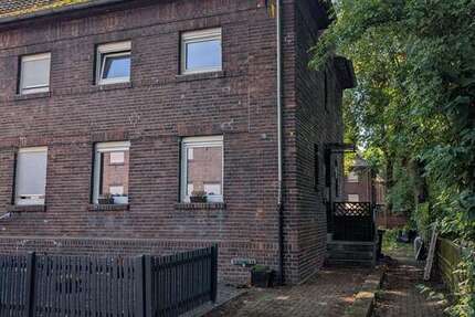 Haus Duisburg Beeck - 3 Zimmer, 66 m&sup2;, 229.000&euro; | Angebot:26975771
