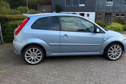 Ford Fiesta 130.307 km 5.999 &euro; Wülfrath 42489