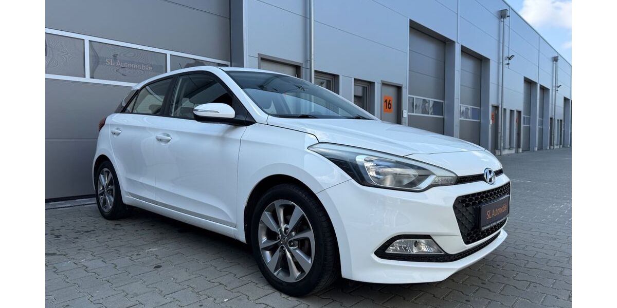 Hyundai i20 78.702 km 8.295 &euro; Willich 47877