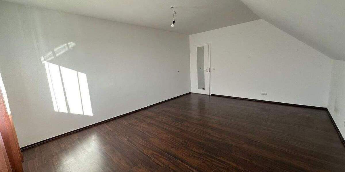 Etagenwohnung Kaarst Holzbüttgen - 3 Zimmer, 95 m&sup2;, 269.000&euro; | Angebot:25782119