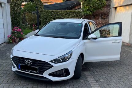 Hyundai i30 35.200 km 17.900 &euro; Duisburg 47058