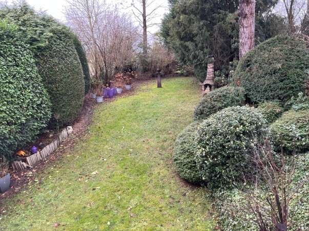 Etagenwohnung Meerbusch Kierst - 2 Zimmer, 100 m&sup2;, 1.170&euro; | Angebot:25604157