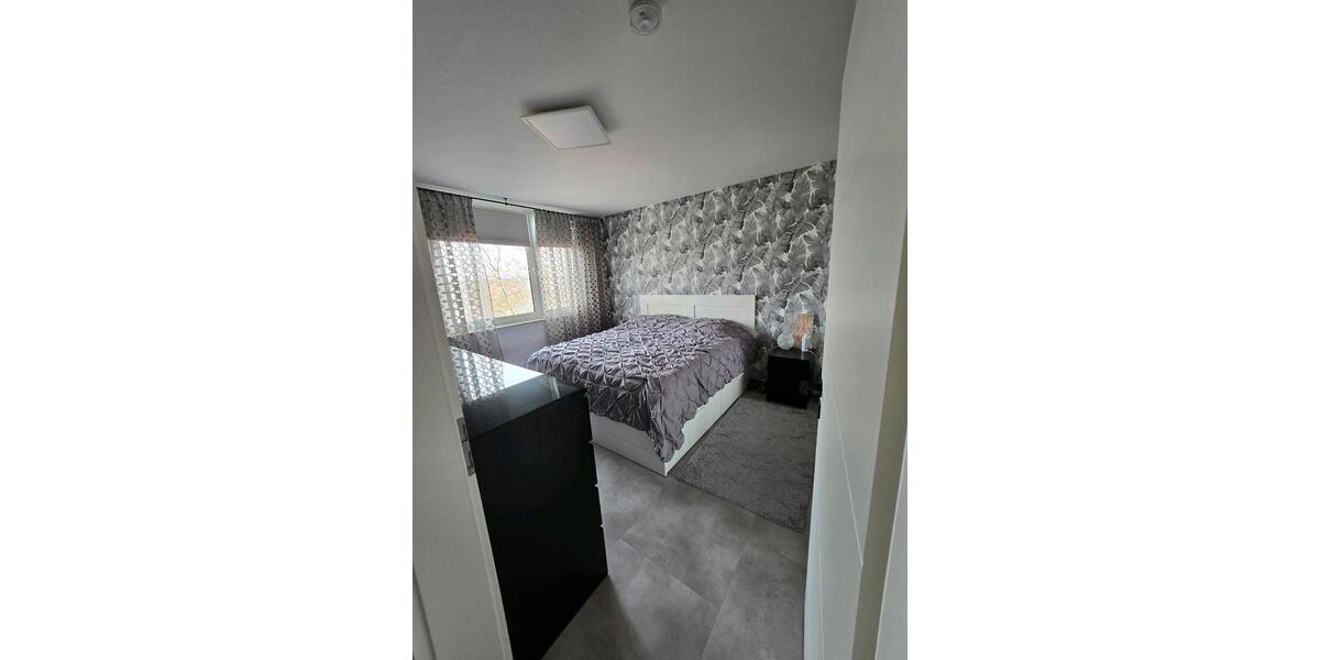 Etagenwohnung Ratingen Tiefenbroich - 3 Zimmer, 92 m&sup2;, 300.000&euro; | Angebot:26517243