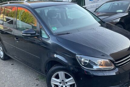 VW Touran 188.870 km 6.590 &euro; Solingen 42719