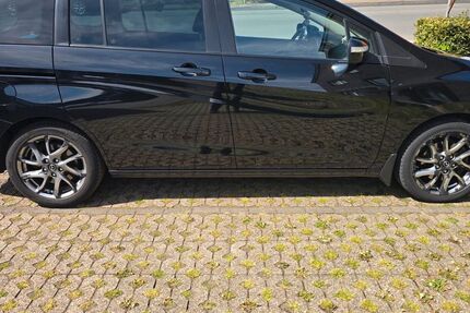Mazda 5 99.000 km 9.299 &euro; Duisburg 47178