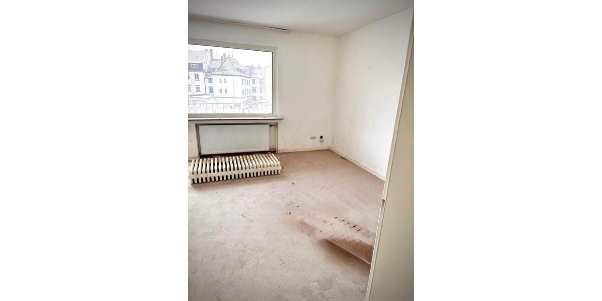 Etagenwohnung Duisburg Rheinhausen - 3 Zimmer, 130 m&sup2;, 900&euro; | Angebot:25131168