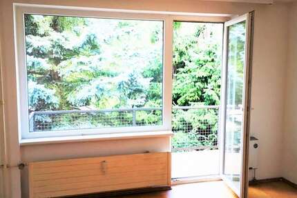 Wohnung Düsseldorf / Rath Rath - 3 Zimmer, 69 m&sup2;, 830&euro; | Angebot:25873427