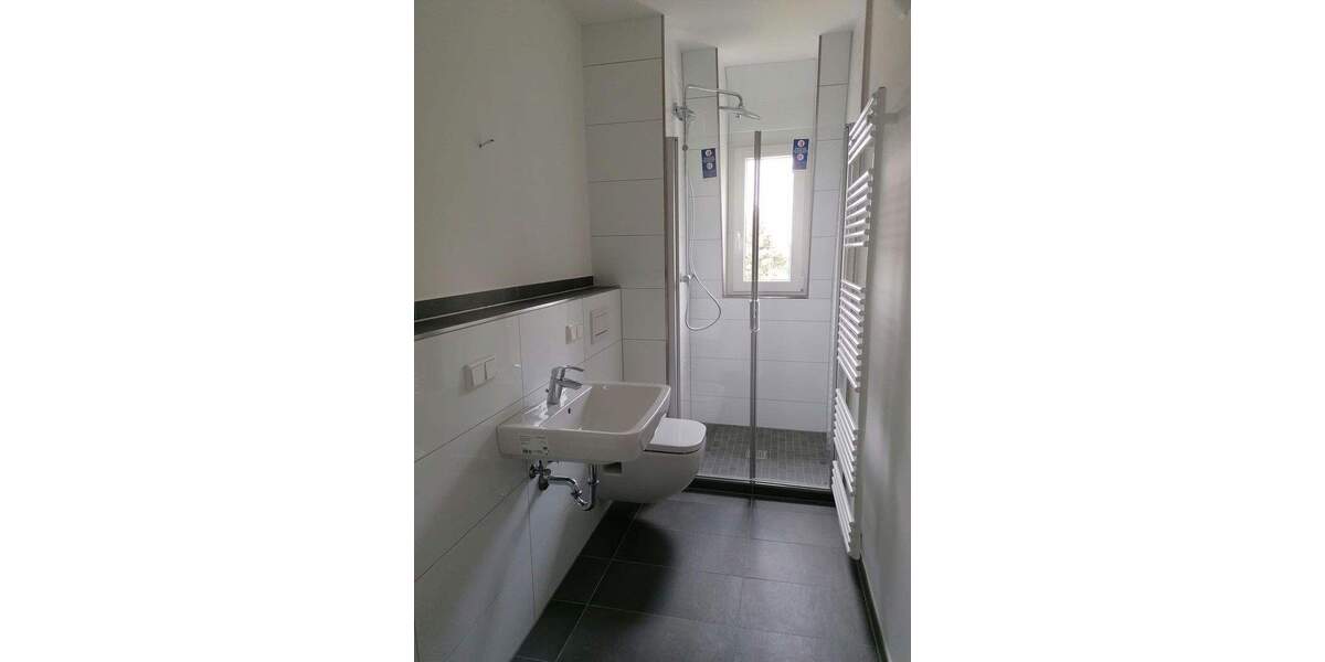 Etagenwohnung Essen Frohnhausen - 3 Zimmer, 93 m&sup2;, 700&euro; | Angebot:25659267