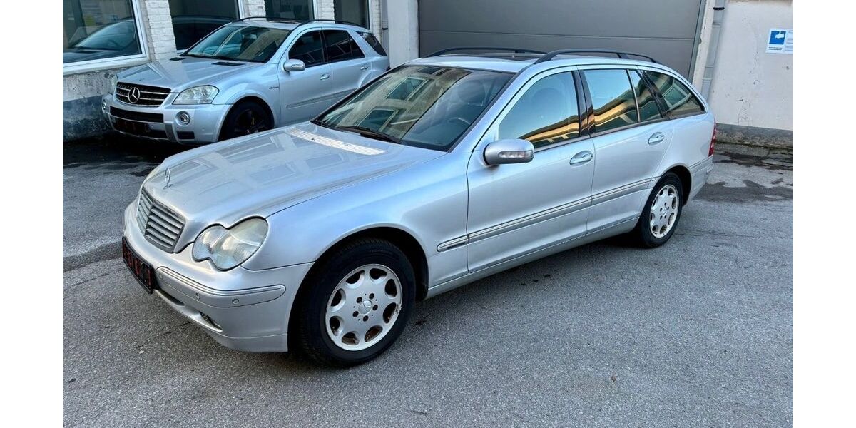 Mercedes-Benz C 200 198.000 km 2.699 &euro; Velbert 42549