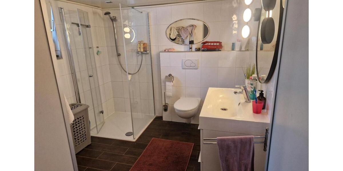 Doppelhaushälfte Oberhausen Schmachtendorf - 4 Zimmer, 100 m&sup2;, 245.000&euro; | Angebot:27194361