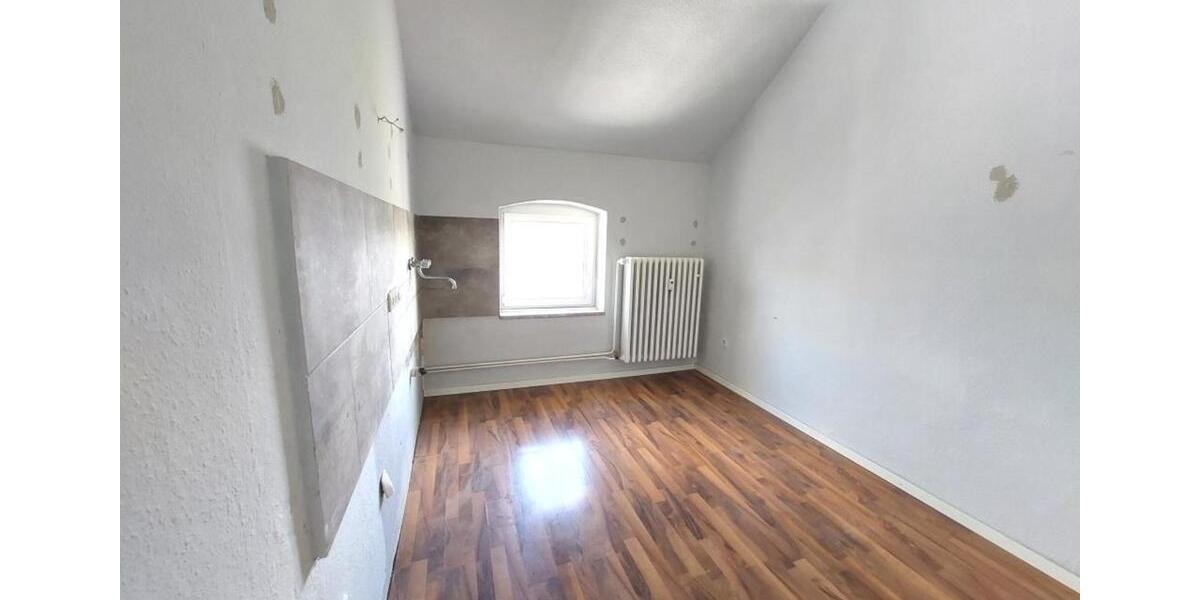 Dachgeschoßwohnung Duisburg Duisburg-Mitte - 2 Zimmer, 52 m&sup2;, 450&euro; | Angebot:25907522