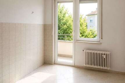 Wohnung Duisburg Hamborn - 3 Zimmer, 110 m&sup2;, 770&euro; | Angebot:26976422