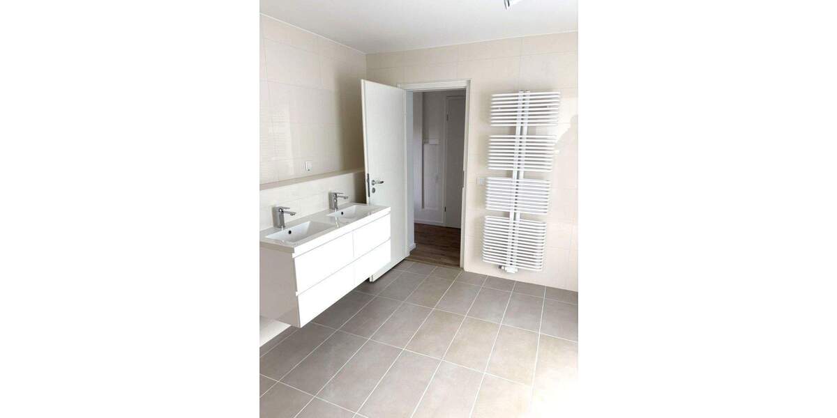 Einfamilienhaus Wuppertal Vohwinkel - 5 Zimmer, 282 m&sup2;, 780.000&euro; | Angebot:25657449