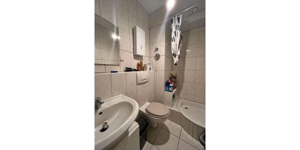 Etagenwohnung Krefeld Cracau - 1 Zimmer, 30 m&sup2;, 46.000&euro; | Angebot:25125446