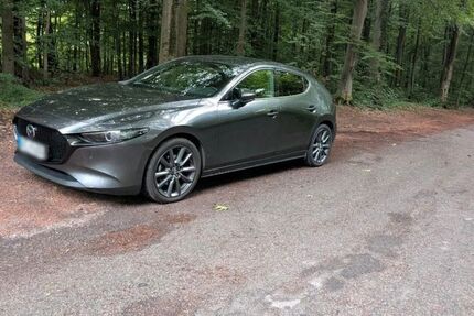 Mazda 3 81.000 km 16.899 &euro; Bottrop 46236