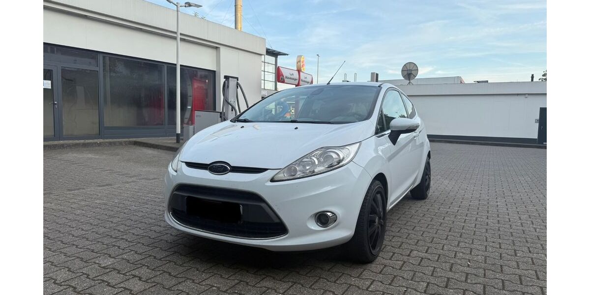 Ford Fiesta 151.700 km 3.500 &euro; Remscheid 42859