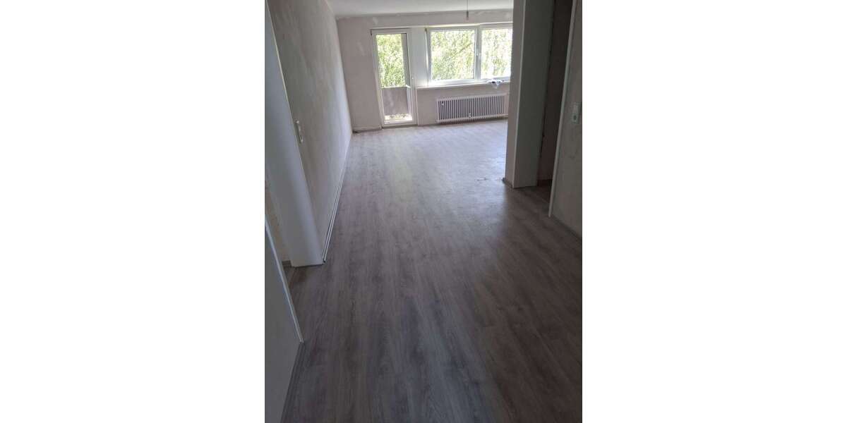 Etagenwohnung Duisburg Rheinhausen - 3 Zimmer, 81 m&sup2;, 648&euro; | Angebot:26865179