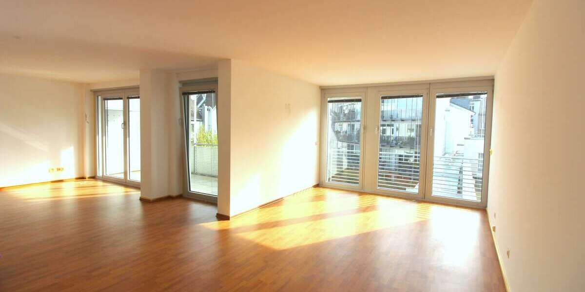 Etagenwohnung Düsseldorf Altstadt - 2 Zimmer, 116 m&sup2;, 1.444&euro; | Angebot:25796504